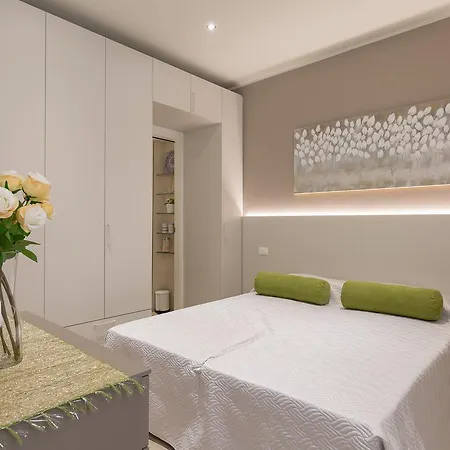Casa Colibri Nel Cuore Della Citta By Reasy&busy Appartement Verona